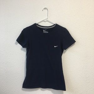 NIKE WOMEN’S SLIM FIT T-SHIRT